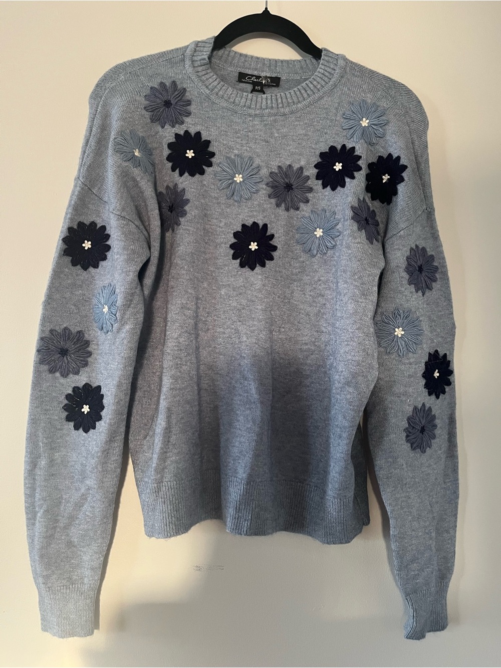NWT Blue Floral Appliqué Embroidered Crewneck Knit Sweater Small Oversized
